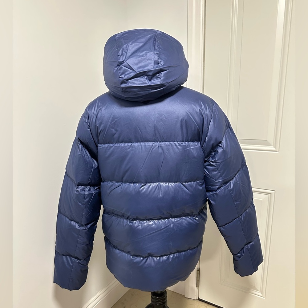 Navy Blue Quilted Puffer Jacket with Hood and Zipper Closure - Picture 9 of 11